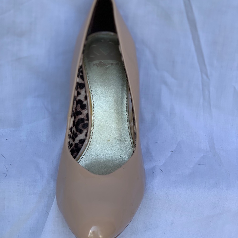 Heels - Picture 2 of 4